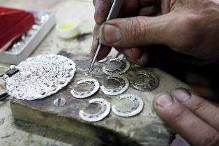 CONVOCAN A ARTESANOS JEREZANOS A PARTICIPAR EN CONCURSO ESTATAL DE CANTERA, PLATA Y PIEDRA VOLCÁNICA