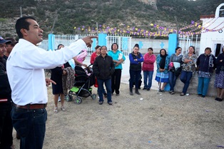 AUTORIDADES MUNICIPALES MANTIENEN CERCANÍA CON COMUNIDADES DE LA SIERRA.