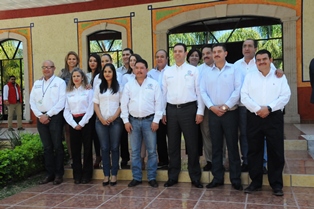 ACUDE GOBERNADOR A REUNIÓN PLENARIA DE LOS GRUPOS PARLAMENTARIOS DEL PRI, PARTIDO VERDE ECOLOGISTA Y PARTIDO NUEVA ALIANZA