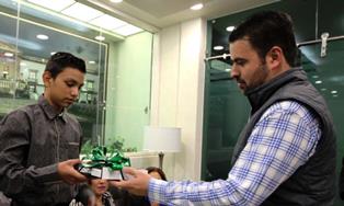 RECONOCEN A JOVEN FRESNILLENSE QUE REPRESENTARÁ AL MUNICIPIO