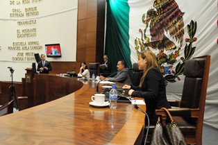 APRUEBAN EXHORTO A CÁMARA DE DIPUTADOS PARA SOLICITAR RECURSOS DEL FONDO MINERO PARA RUBRO DE SALUD