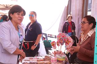 DA ALCALDESA FACILIDADES A COMERCIANTES SEMIFIJOS EN LA SEMANA DE PASCUA