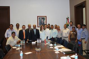 SE DOBLEGA MONSTRUO CERVECERO ANTE JUSTAS DEMANDAS DE LA CNPA-FPLZ Y SINDICATOS DE OPERADORES Y TRABAJADORES