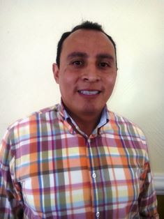 ALEJANDRO TELLO CUMPLE: ARTURO TORRES