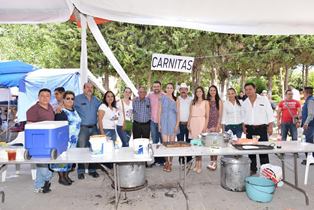 ENCABEZA HARO DE LA TORRE FESTEJOS DEL DÍA DEL PADRE