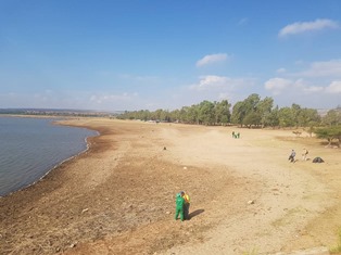 CAMPAÑA DE LIMPIEZA EN LA PRESA DE RIVERA