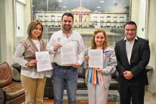 FIRMAN CONVENIO DE COLABORACIÓN DEL PROGRAMA “INGLÉS PARA TODOS” EN BENEFICIO DE LOS JÓVENES FRESNILLENSES