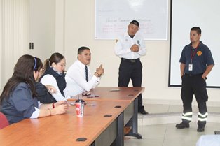 CAPACITA PC FRESNILLO A PERSONAL DE LA CFE