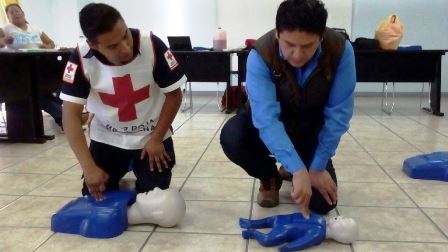 CAPACITAN A PERSONAL DE LA PRESIDENCIA MUNICIPAL  MEDIANTE EL TALLER “TÉCNICAS EN URGENCIAS MÉDICAS”
