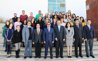 ENTREGA MAGISTRADO PRESIDENTE CONSTANCIAS DEL CURSO DE FORMACIÓN Y CERTIFICACIÓN DE MEDIADORES Y CONCILIADORES
