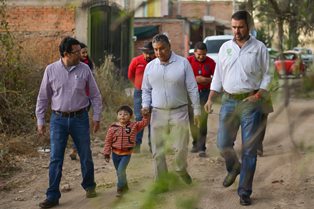 PRIORIZAN OBRAS DE PAVIMENTACIÓN EN LA COLONIA INSURGENTES