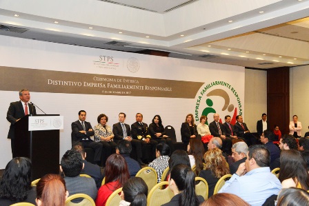 Obtiene Grupo Minero Dumas  Distintivo “Empresa Familiarmente Responsable”