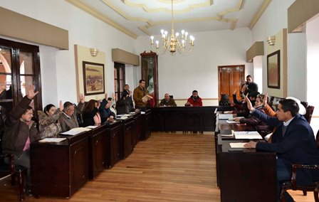 ENCABEZA HARO DE LA TORRE SESIÓN ORDINARIA DE CABILDO