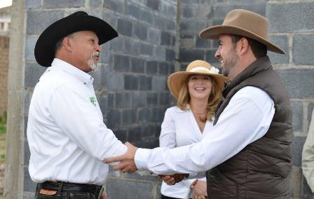 BENEFICIAN A FAMILIAS DE VICENTE GUERRERO  CON LA CONSTRUCCIÓN DE VIVIENDAS