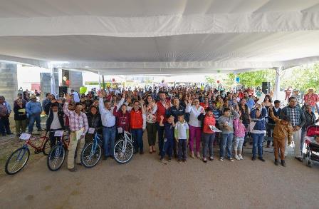 REALIZAN SEGUNDA EDICIÓN DE LA FERIA DIFERENTE EN FRESNILLO