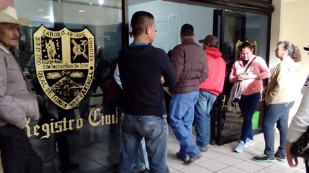 BRINDA REGISTRO CIVIL ATENCIÓN Y TRÁMITE EN El 