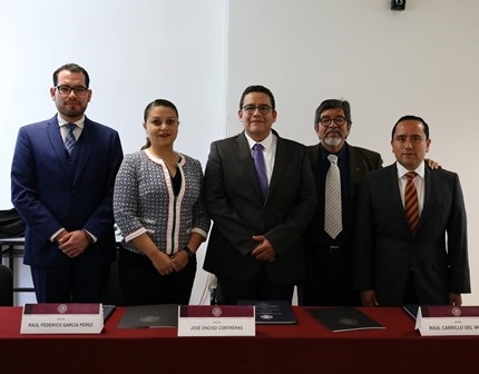 FUNCIONARIO JUDICIAL OBTIENE GRADO DE MAESTRO CON MENCIÓN HONORÍFICA