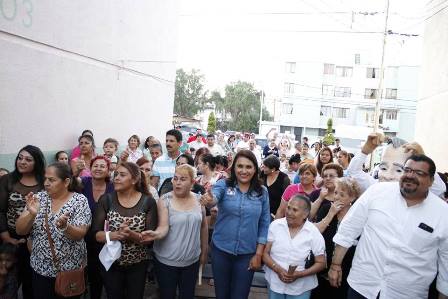 CONTINÚA RECORRIDOS POR COLONIAS Y COMUNIDADES DEL DISTRITO I: NORMA CASTOREN