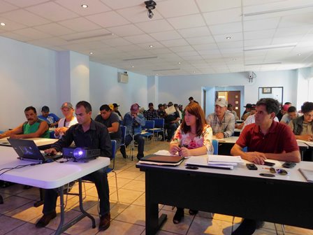 CAPACITAN A PERSONAL DEL RASTRO MUNICIPAL