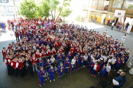 ENTREGAN LENTES A ESTUDIANTES DE FRESNILLO  DEL PROGRAMA “VER BIEN PARA APRENDER MEJOR”