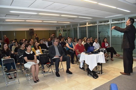 IMPARTEN EN LA FGJE CURSO SOBRE “TIPOS PENALES Y PRESCRIPCIÓN”