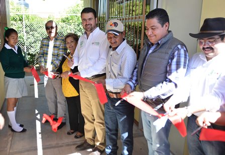 ENTREGA HARO DE LA TORRE OBRAS EN COMUNIDADES CON INVERSIÓN SUPERIOR A UN MILLÓN DE PESOS