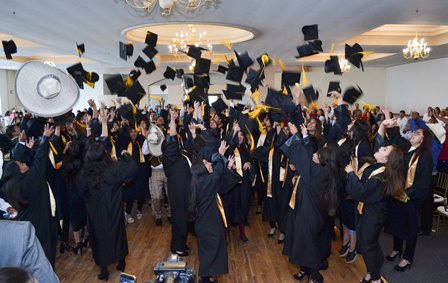 ASISTE HARO DE LA TORRE A CEREMONIA DE GRADUACIÓN  DE ALUMNOS DEL CECYTEZ