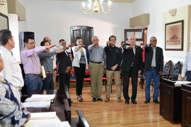 TOMAN PROTESTA A PATRONATO PRO ÁGORA  “JOSÉ GONZÁLEZ ECHEVERRÍA” EN SESIÓN ORDINARIA DE CABILDO