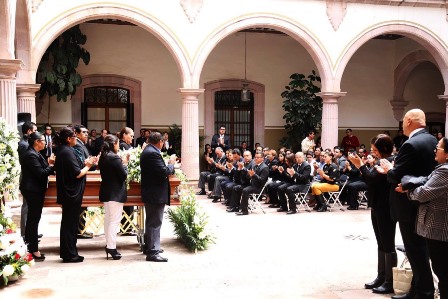 PLENO DEL TRIBUNAL SUPERIOR DE JUSTICIA RINDE HOMENAJE AL JUEZ MAXIMILIANO VILLAVICENCIO SALINAS