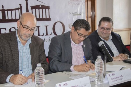 SAÚL MONREAL FIRMA CONVENIO CON NAFIN  PARA PROMOVER EL DESARROLLO COMERCIAL EN FRESNILLO