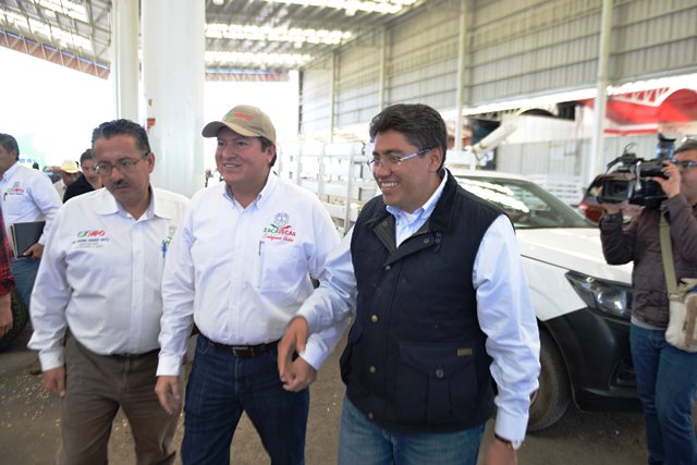 CONVIVEN FAMILIAS FRESNILLENSES  EN EL “VIERNES DE TALENTO JOVEN”
