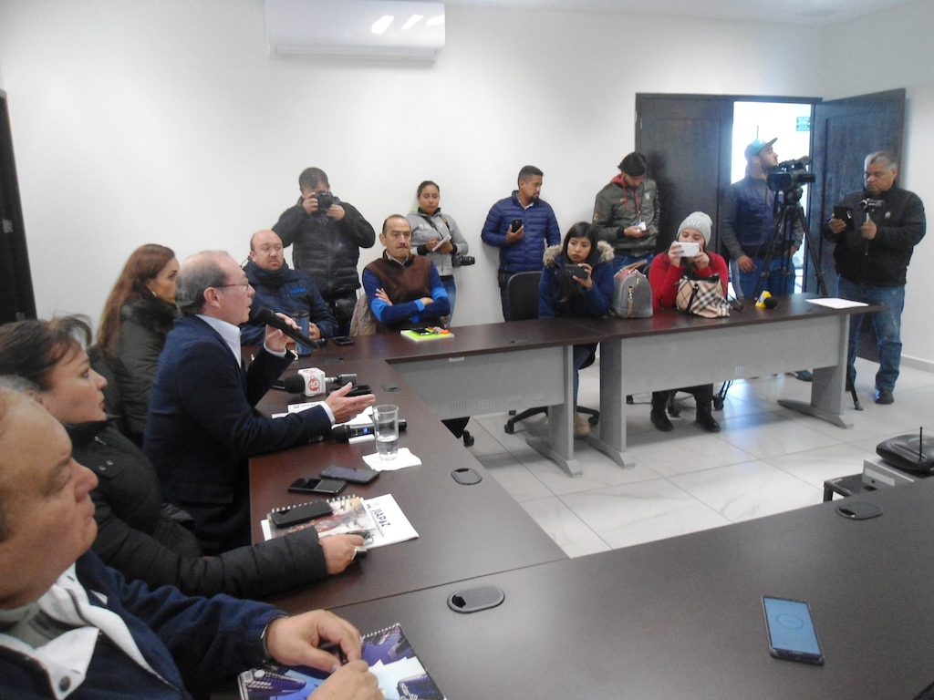 AJUSTA JIAPAZ TARIFAS PARA ABATIR REZAGO Y MEJORAR SERVICIO