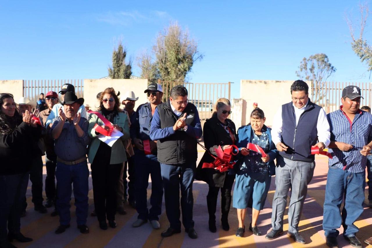 INAUGURA SAÚL MONREAL OBRA DE PAVIMENTACIÓN EN SAN ISIDRO DE CABRALES