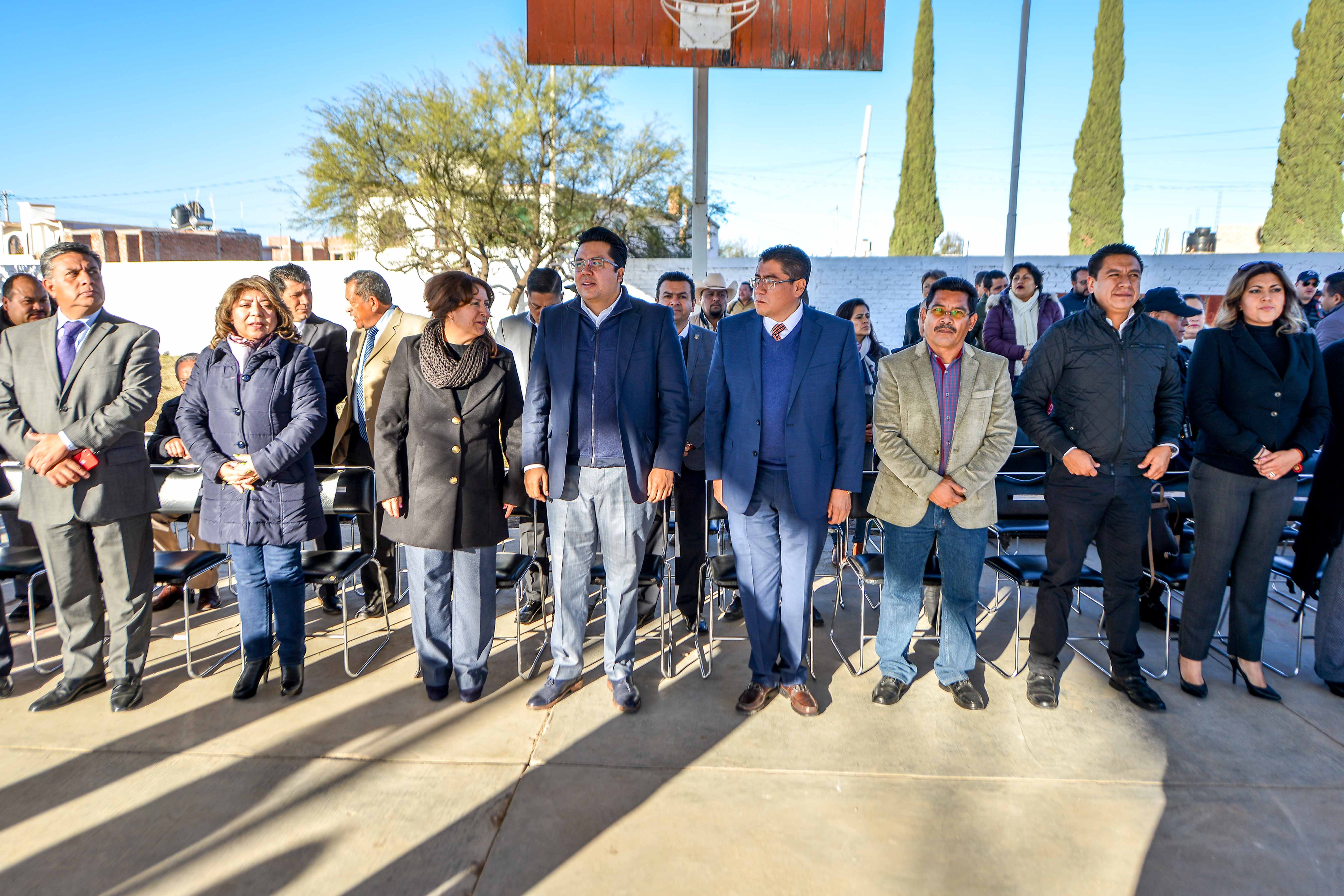 REFRENDA ALCALDE APOYO EN INFRAESTRUCTURA A ESCUELAS DEL MUNICIPIO