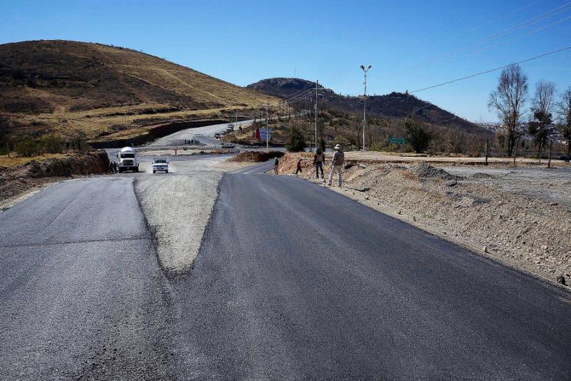 REGISTRA 75% DE AVANCE CONSTRUCCIÓN DE ROTONDA DEL ENTRONQUE A VETAGRANDE
