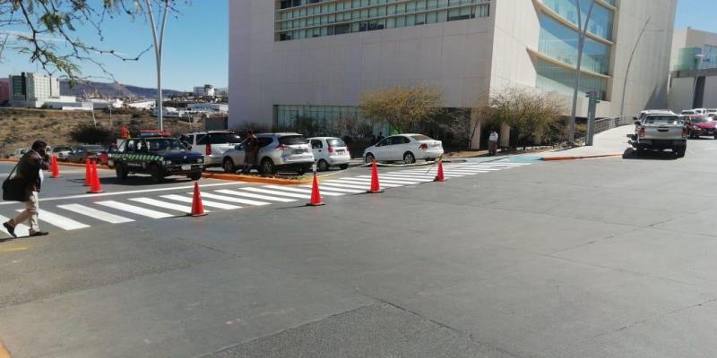 CONTINÚA GOBIERNO DE ZACATECAS INSTALACIÓN DE SEÑALÉTICA EN INSTITUCIONES EDUCATIVAS