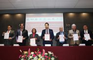 La CDHEZ firma convenio con las Cámaras Empresariales