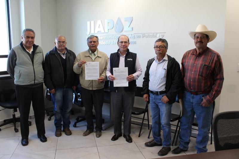 BRINDA JIAPAZ AGUA TRATADA PARA CULTIVOS E INDUSTRIA