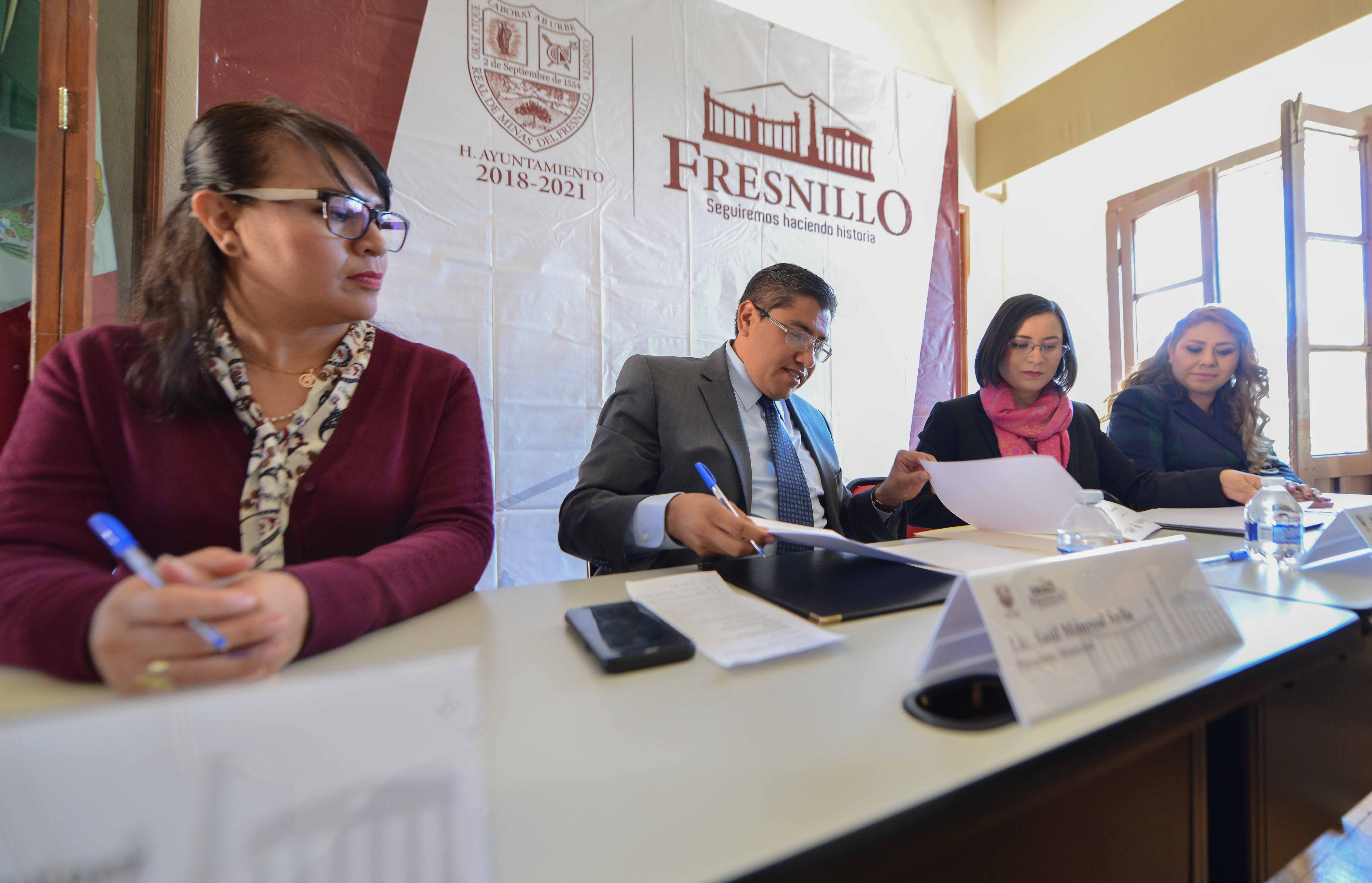 FIRMAN CONVENIO LA COMISIÓN DE DERECHOS HUMANOS Y EL MUNICIPIO DE FRESNILLO
