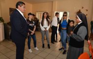VISITAN LAS BOXEADORAS MARIANA “BARBIE” JUÁREZ Y EVA MARÍA NARANJO CASA HOGAR EN FRESNILLO