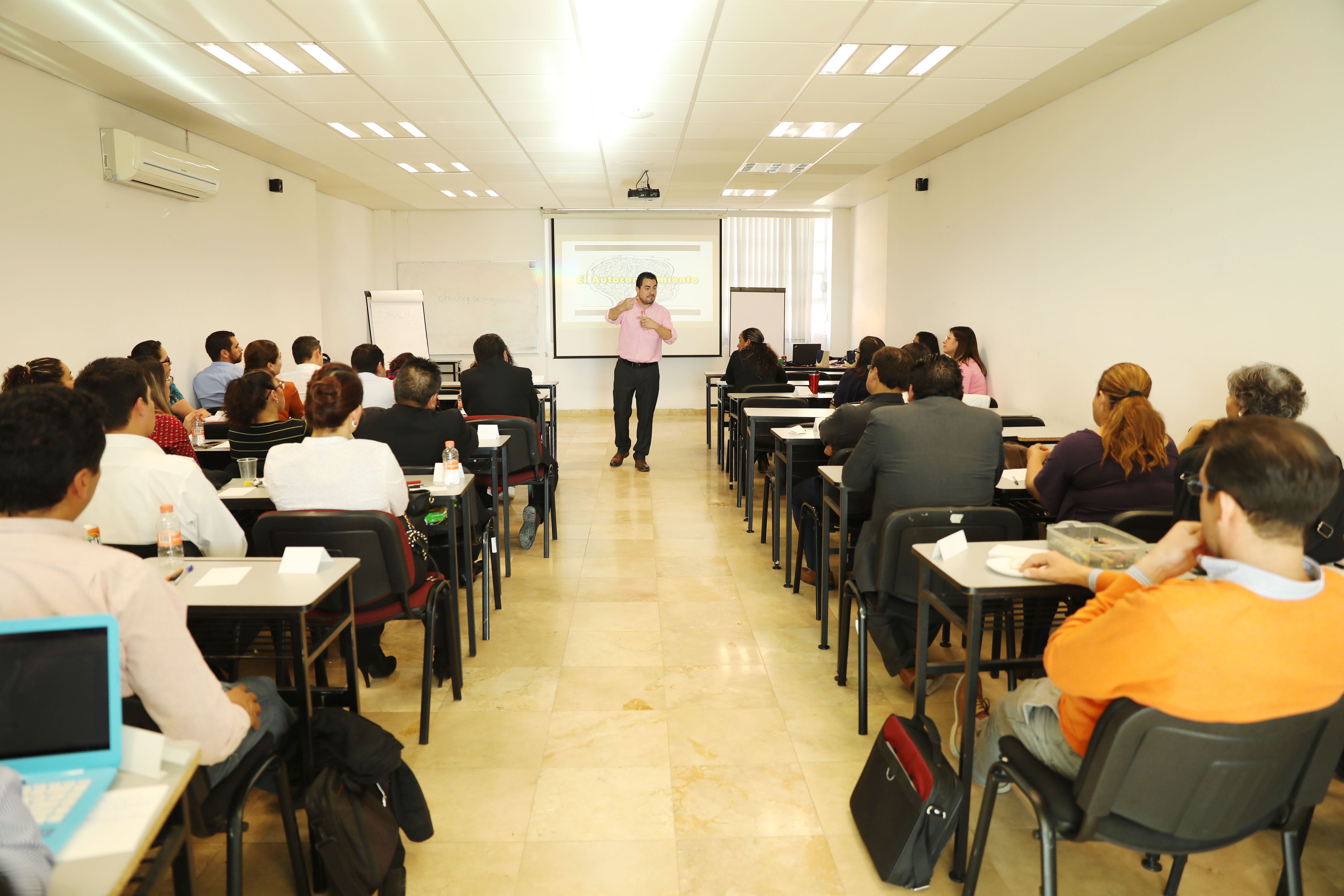 IMPARTE PROJUSTICIA TALLER DE MEJORA DE AMBIENTE LABORAL A PERSONAL DEL PODER JUDICIAL