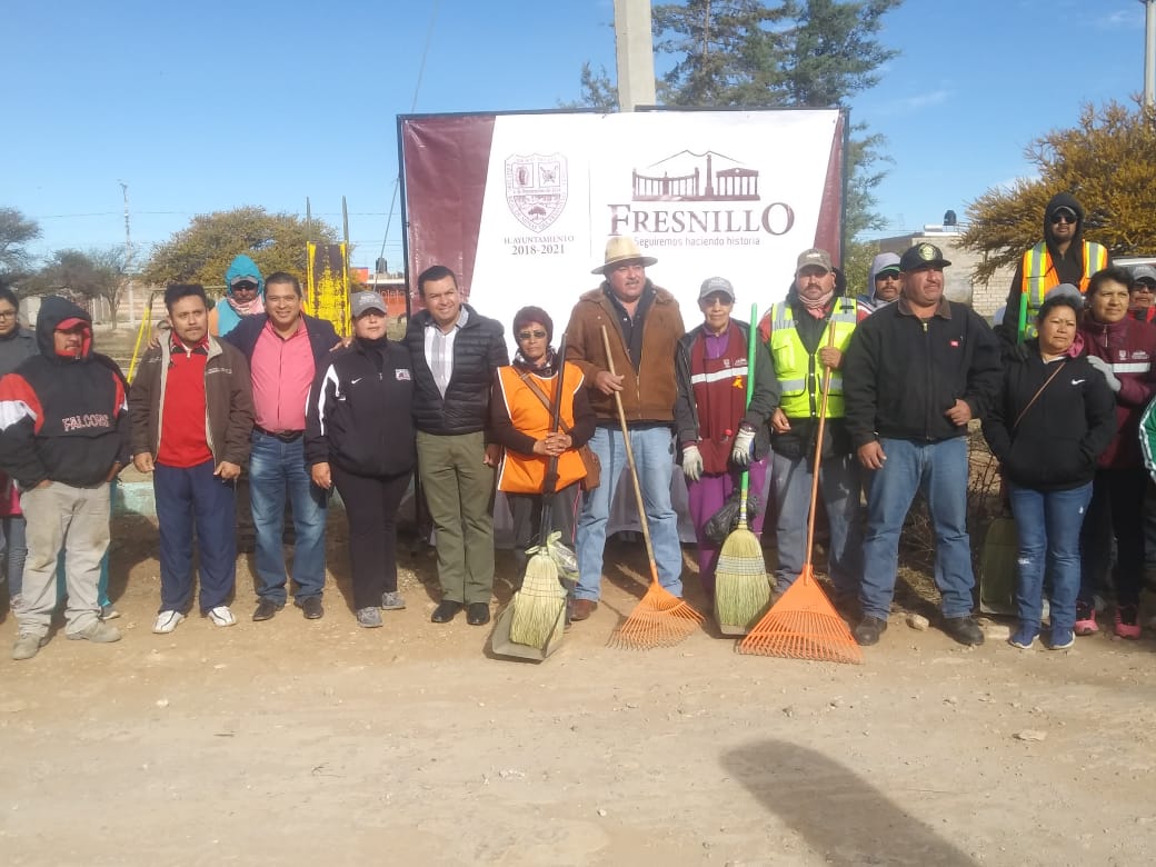 42% DE AVANCE EN MANTENIMIENTO Y LIMPIEZA DE ÁREAS PÚBLICAS CON MEGABRIGADAS “UN DÍA POR FRESNILLO”