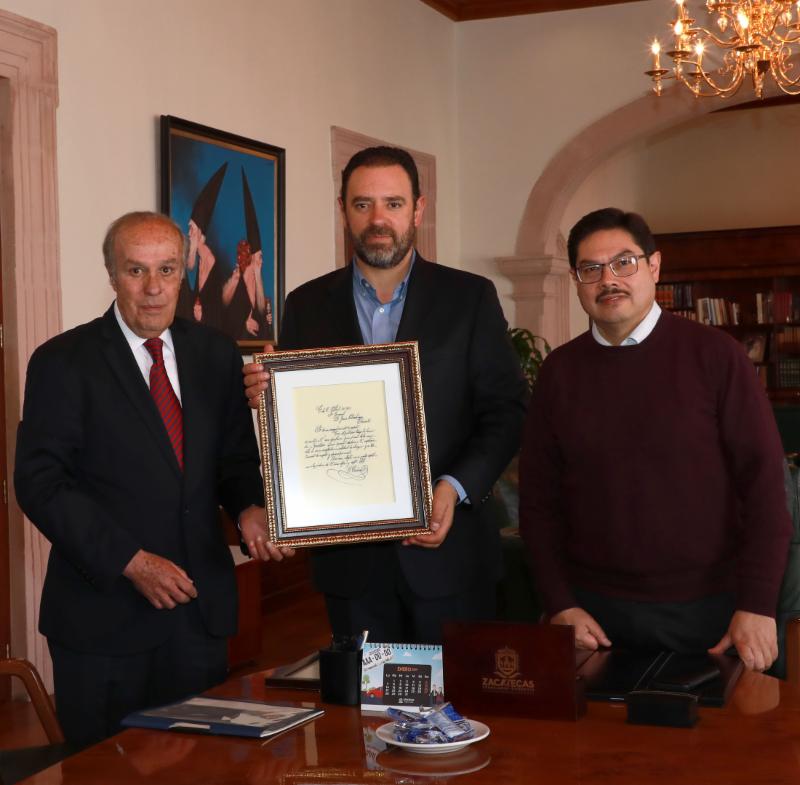 RECIBE GOBERNADOR TELLO DOCUMENTO ORIGINAL ACERCA DEL ORIGEN DE LA MARCHA ZACATECAS