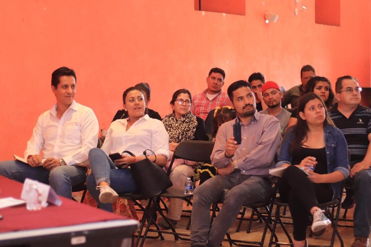 IMPARTEN CONFERENCIA PARA FRESNILLENSES EMPRENDEDORES