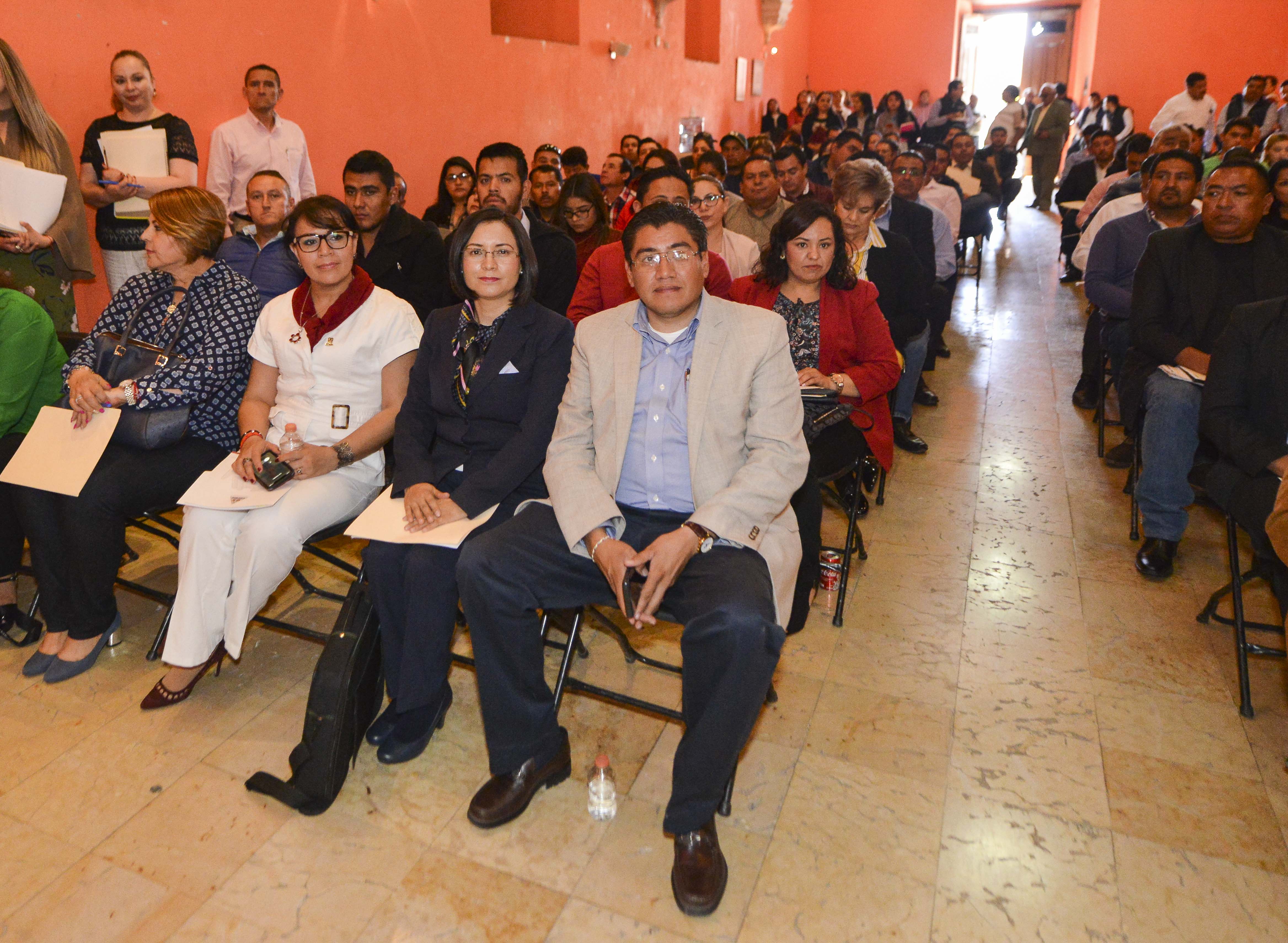 SE CAPACITAN JUECES MUNICIPALES Y REGIDORES DE TODA LA ENTIDAD EN MATERIA DE DERECHOS HUMANOS