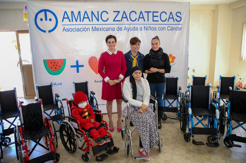 ENTREGA GOBIERNO DEL ESTADO 16 SILLAS DE RUEDAS A AMANC ZACATECAS
