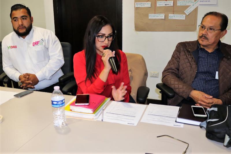 RECIBEN FUNCIONARIOS DEL GOBIERNO ESTATAL CAPACITACIÓN PARA EVALUAR PROGRAMAS SOCIALES