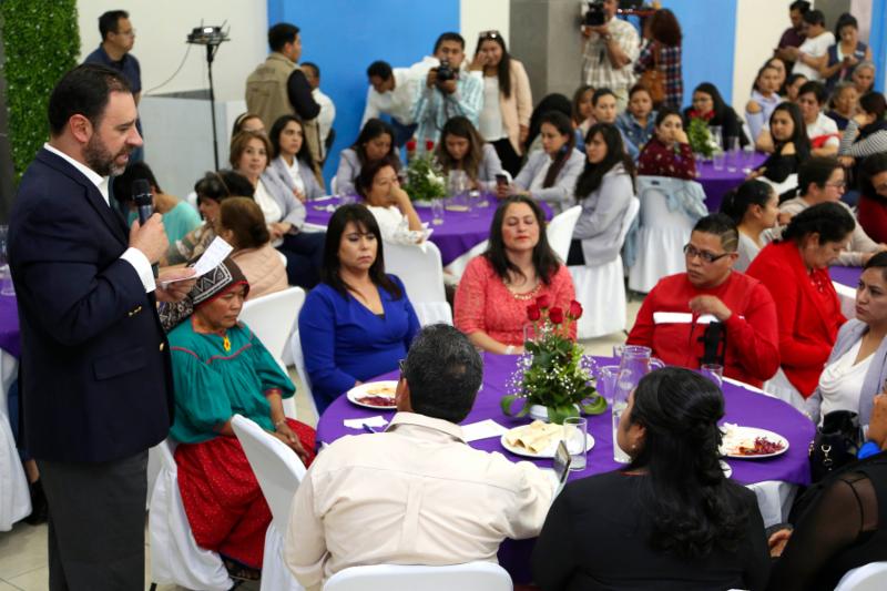 MI GOBIERNO TRABAJA EN EMPODERAR A LAS MUJERES: ALEJANDRO TELLO