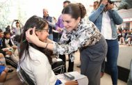 ESTUDIANTES DE 35 SECUNDARIAS DE TEPETONGO Y JEREZ RECIBEN LENTES GRATUITOS