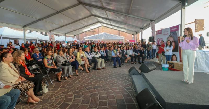 GOBIERNO DE ZACATECAS REALIZA FERIA DIFERENTE PARA LAS MUJERES